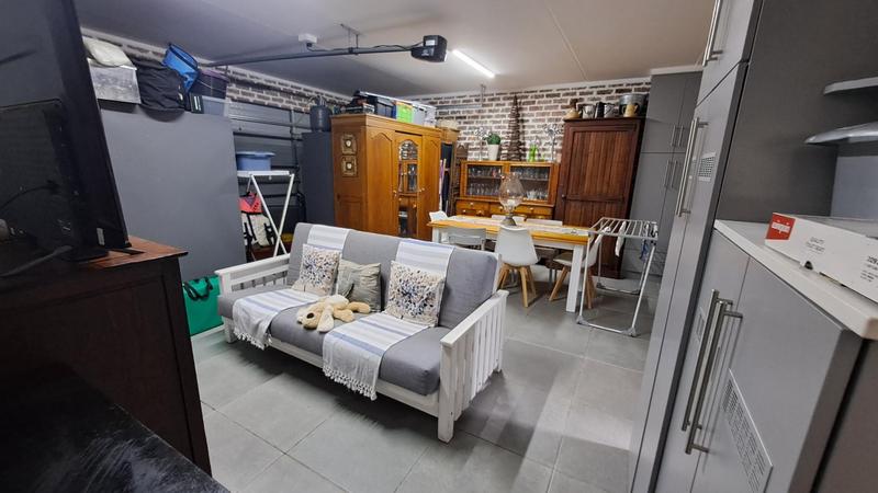 4 Bedroom Property for Sale in Jongensfontein Western Cape